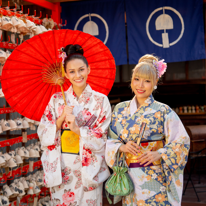 The Ultimate Japan Travel Guide: Must-See Attractions, Unique Experiences, and Food You Can’t Miss